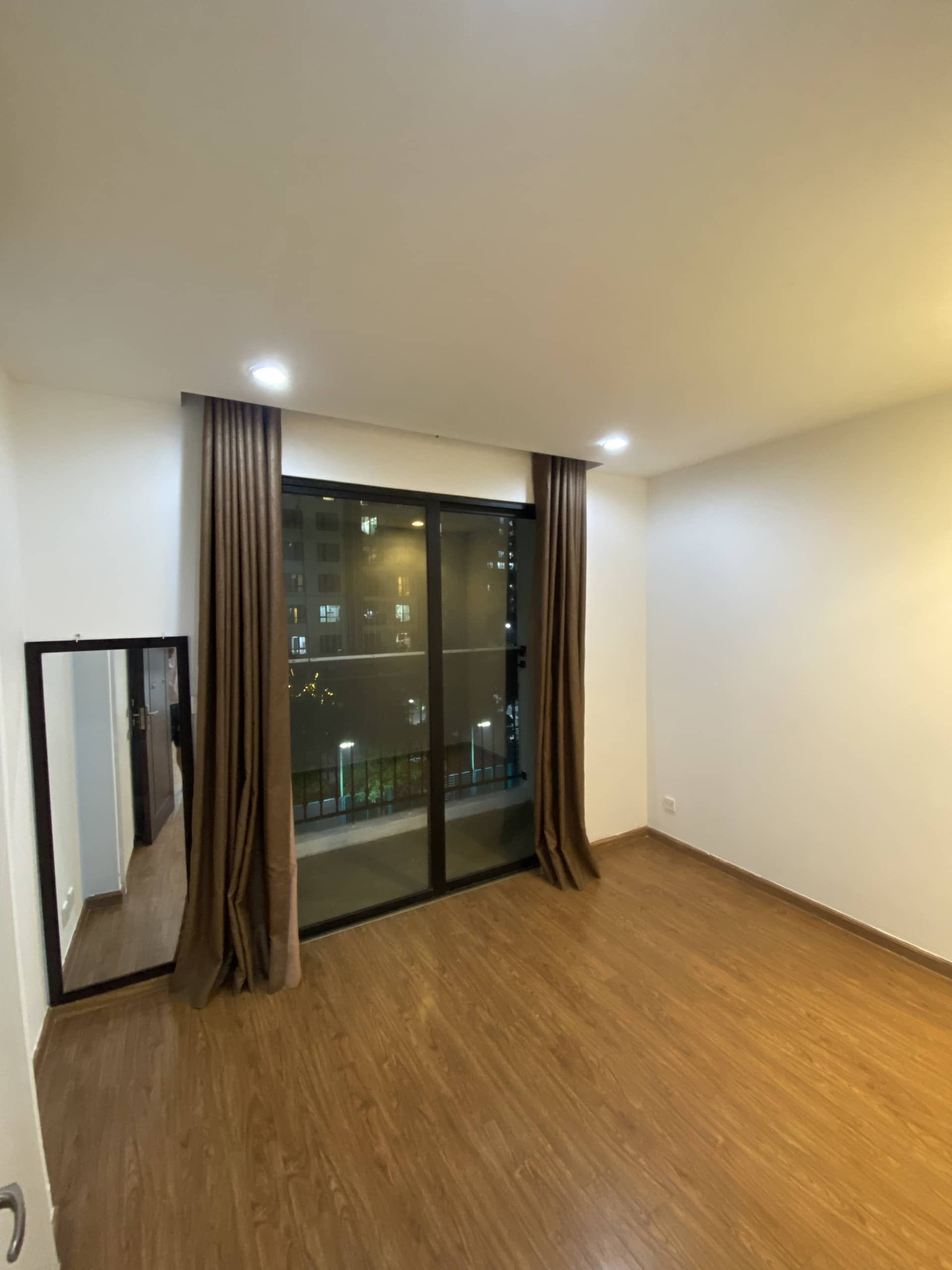 Thue Chung Cu Times City 1 Phong Ngu Ko Do (1)